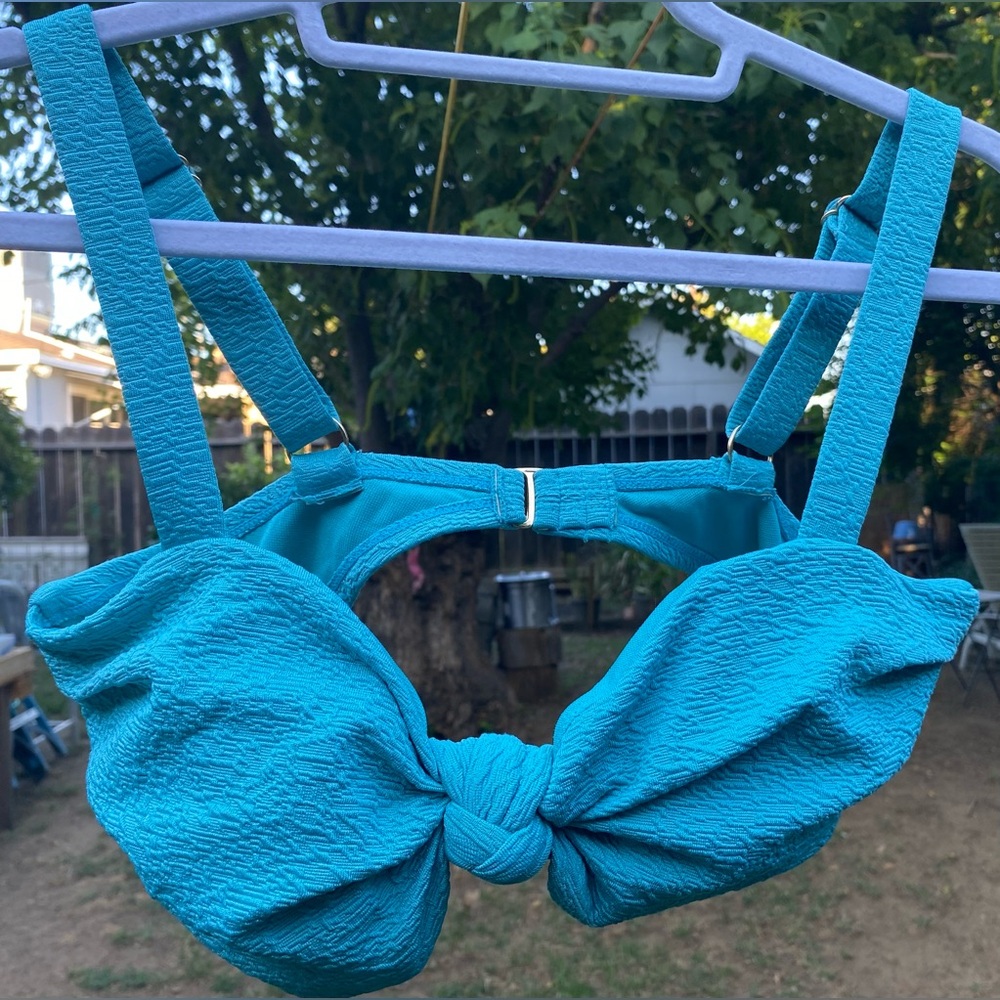 Time and Tru Aqua Swim Top